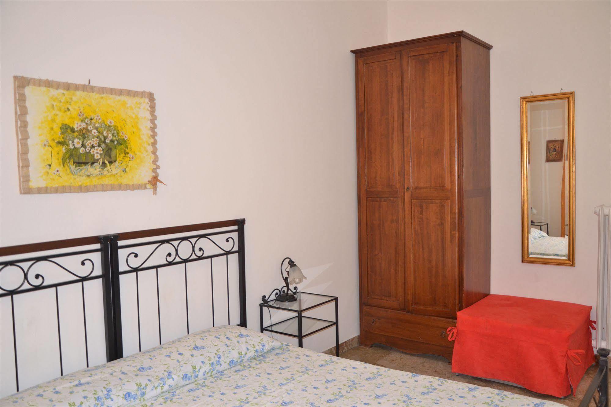 Lucky House Hotell Roma Eksteriør bilde