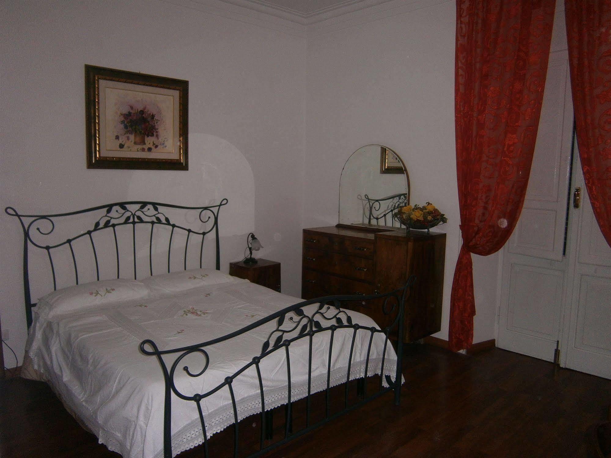 Lucky House Hotell Roma Eksteriør bilde