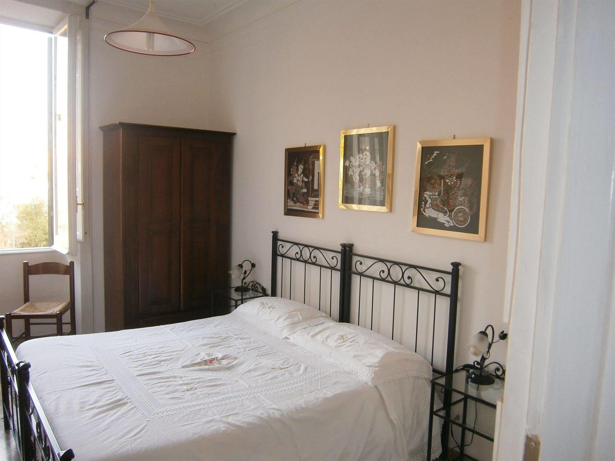 Lucky House Hotell Roma Eksteriør bilde