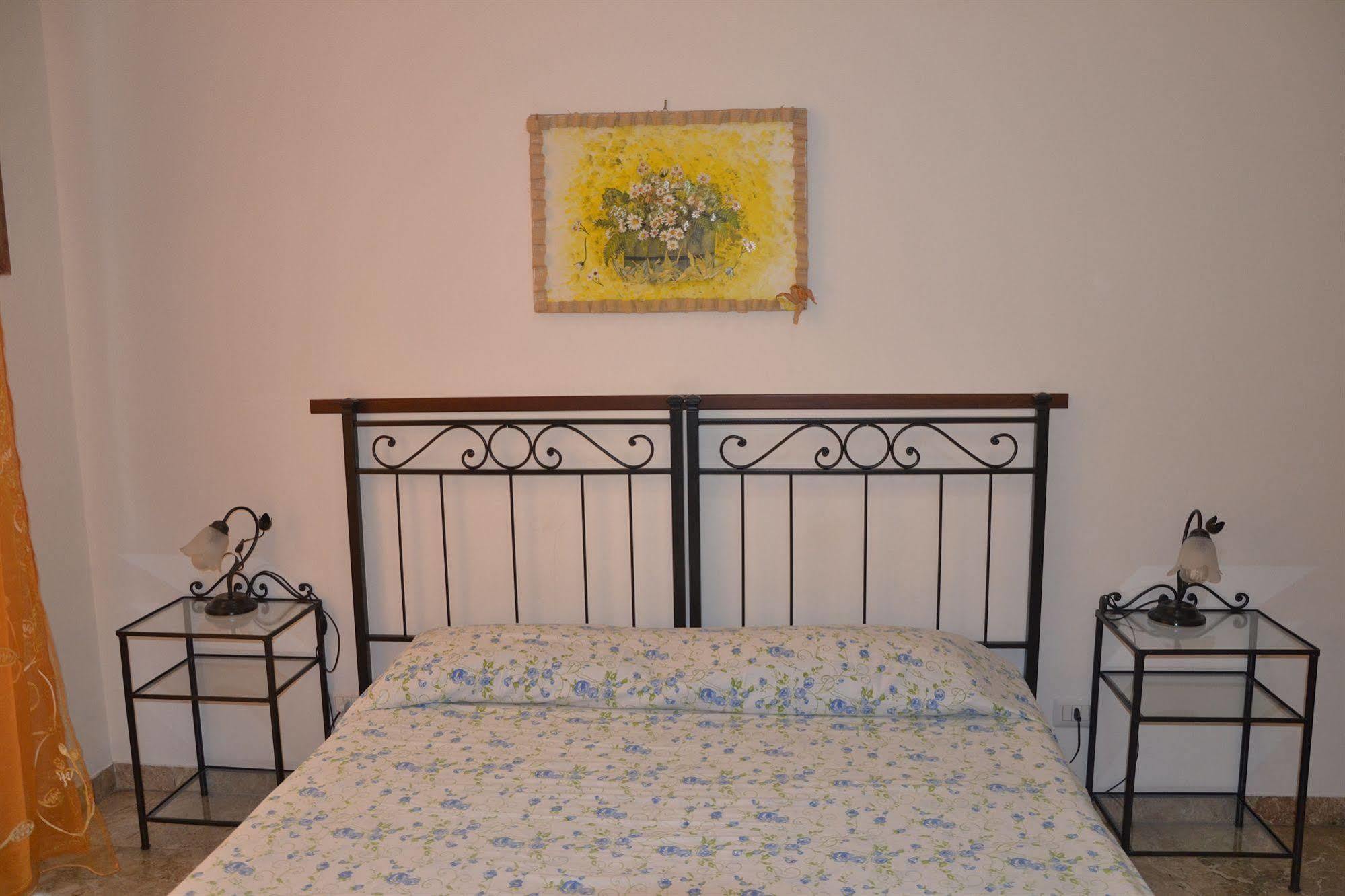Lucky House Hotell Roma Eksteriør bilde